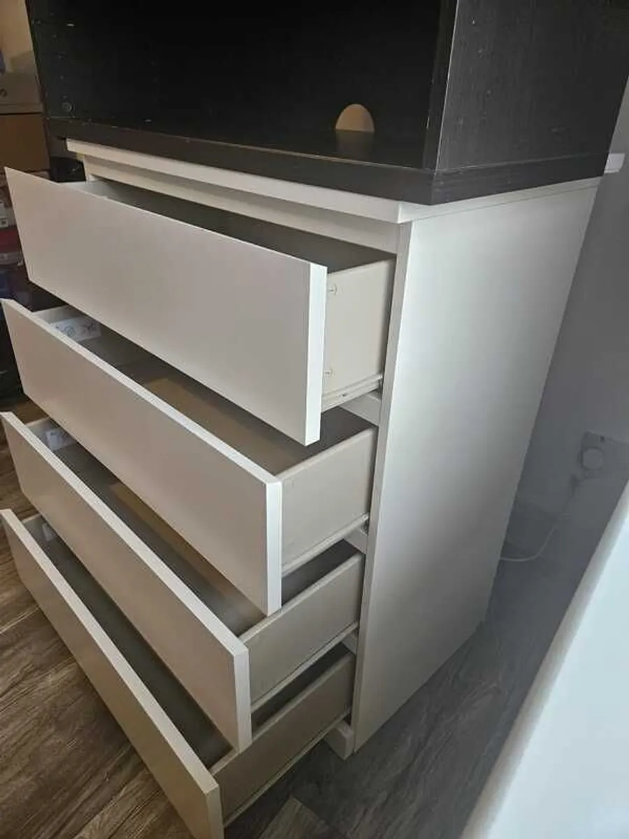 IKEA MALM 4-Drawer Chest -- White -- 80x100 cm - Image 1