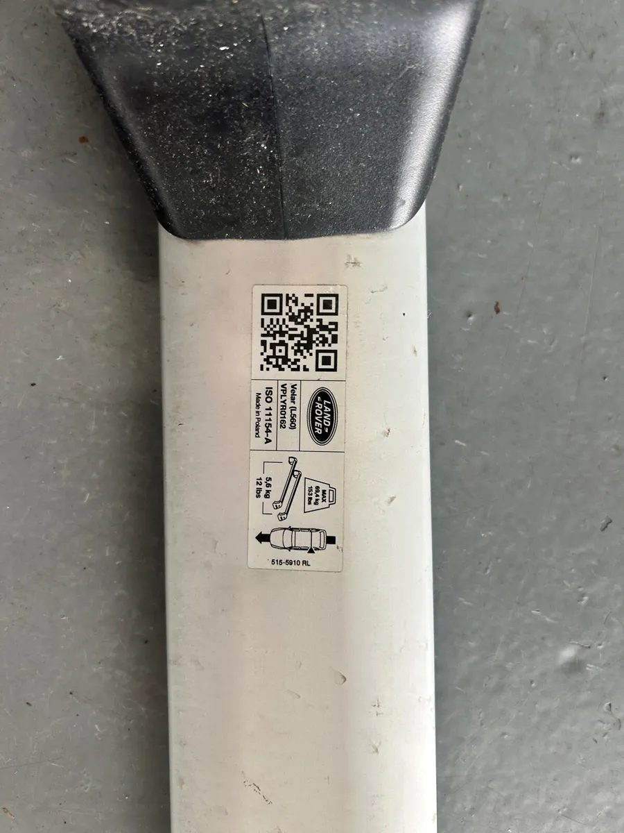 Range Rover Velar Roof Bars - Image 3