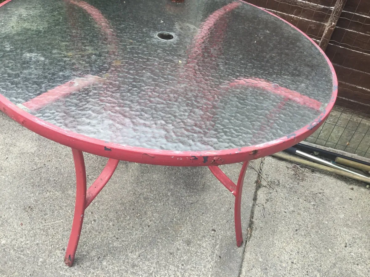 Free Garden Table - Image 2