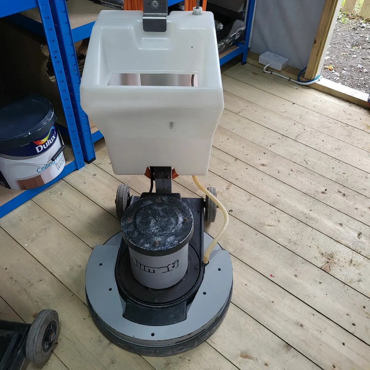 Floor buffer and polisher - Image 3