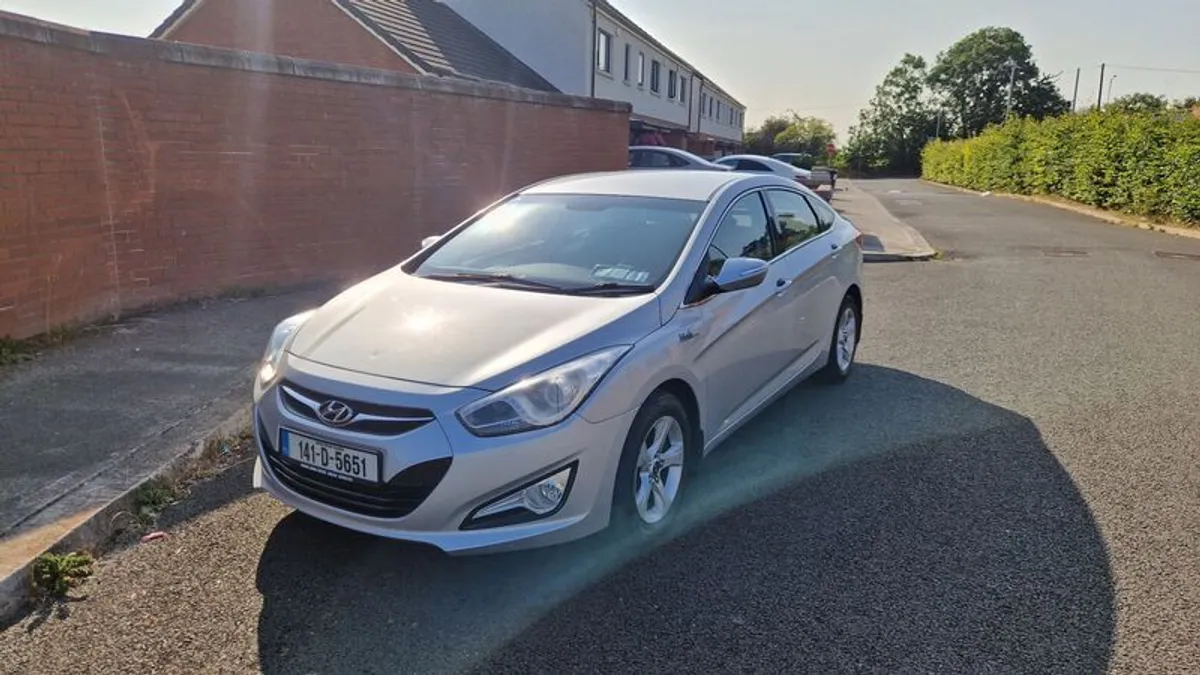 2014 Hyundai I40 1.7 crdi read add - Image 3