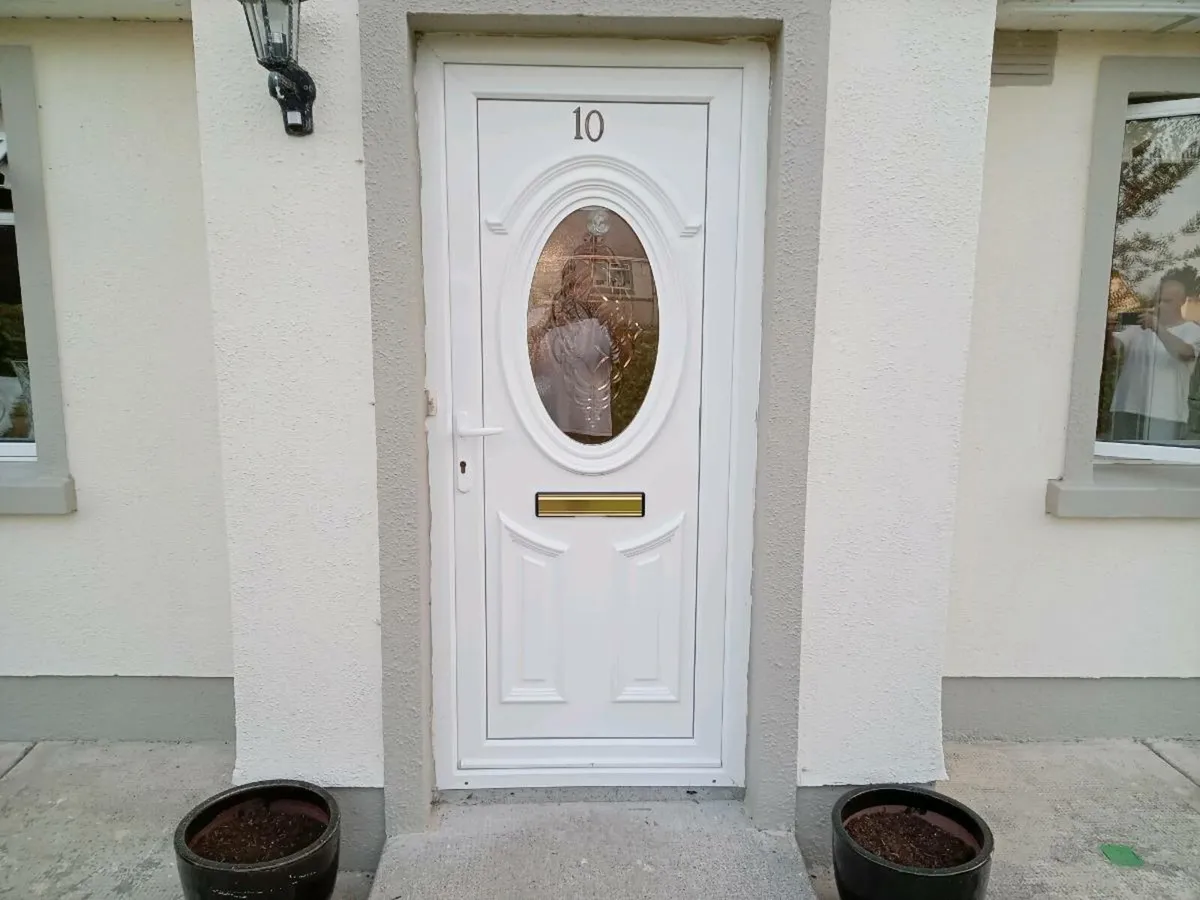 Door - Image 2