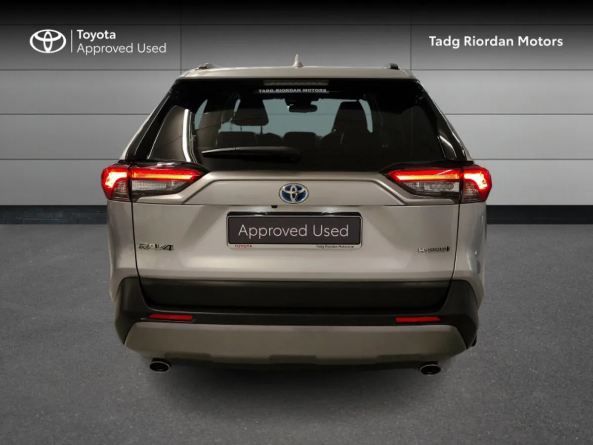 Toyota RAV4 HYBRID SOL - Image 4