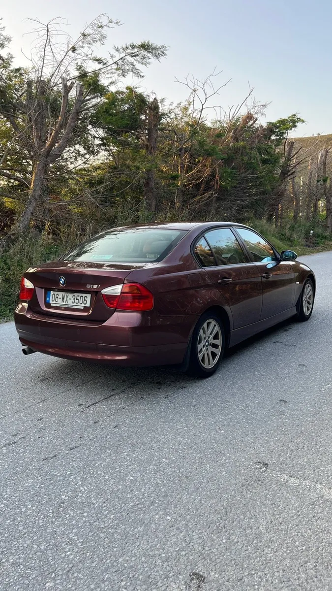 BMW e90 318i - Image 3