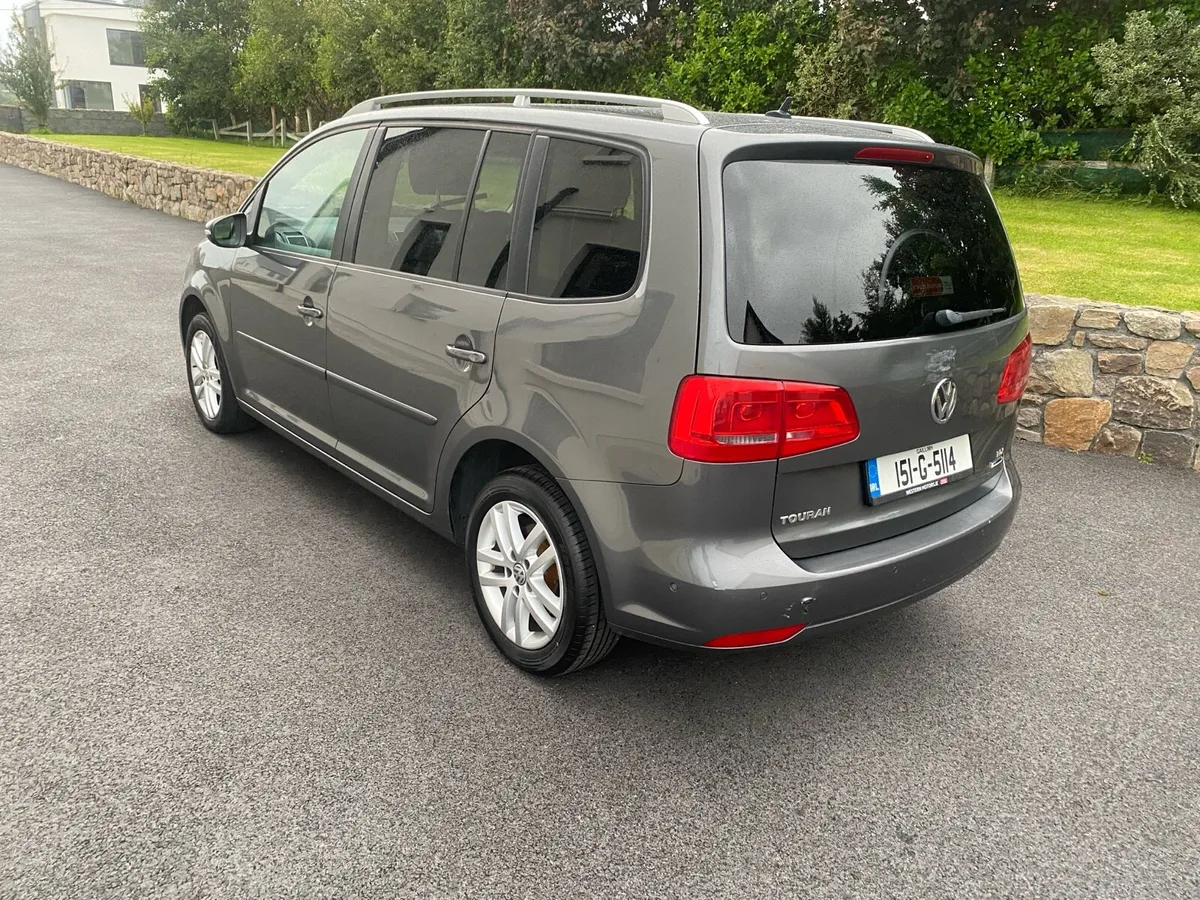 VW Touran - Image 1
