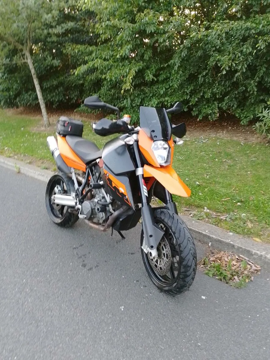 Motorcycle - Image 1