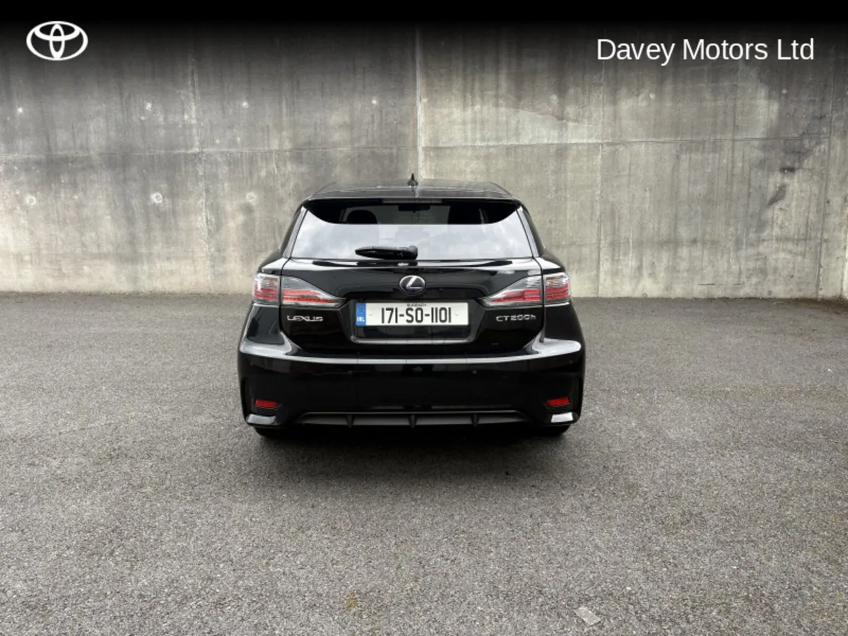 Lexus CT CT 200H ADVANCE 5DR AUTO 136BHP - Image 4