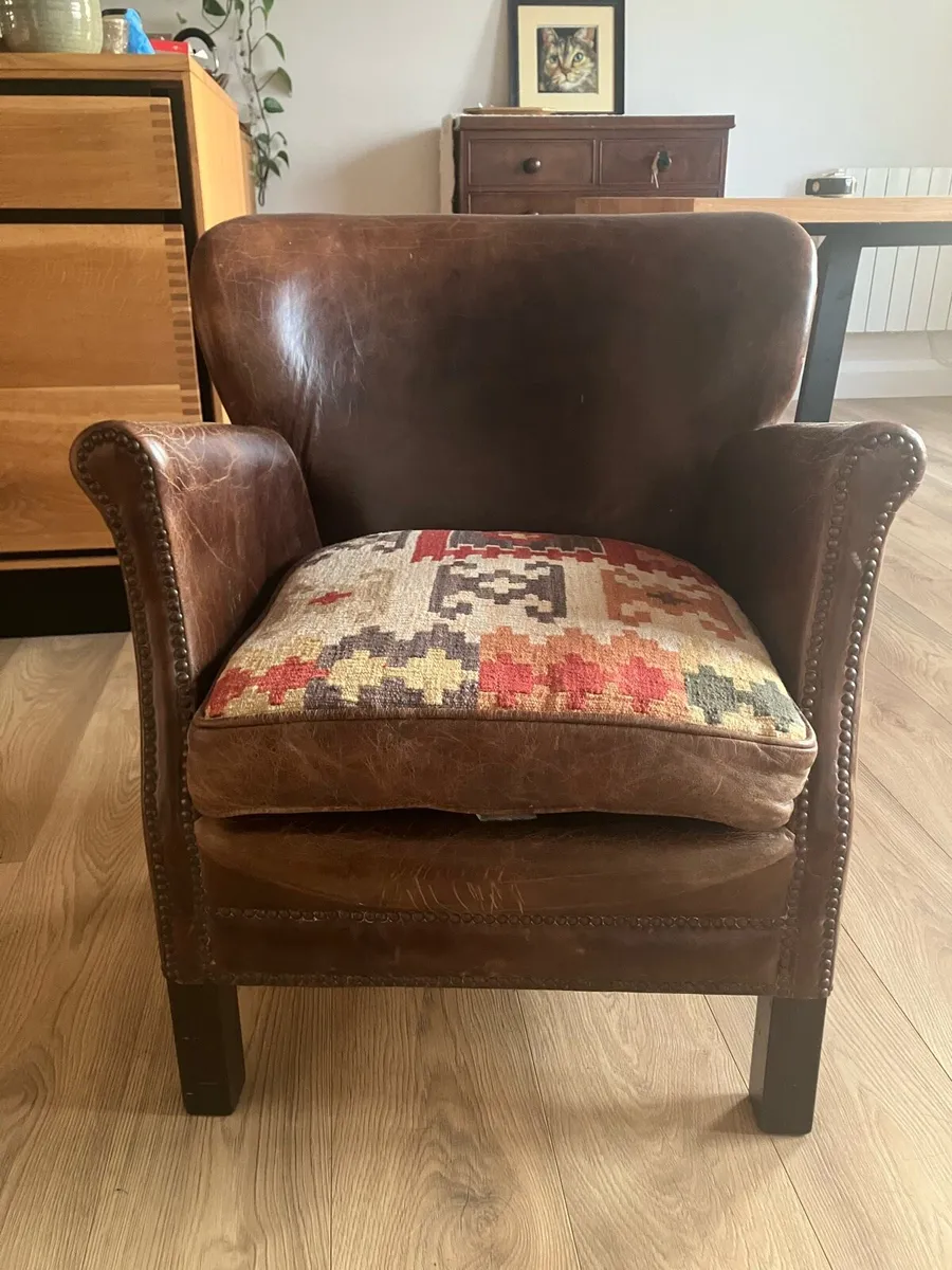 Armchair - Image 1