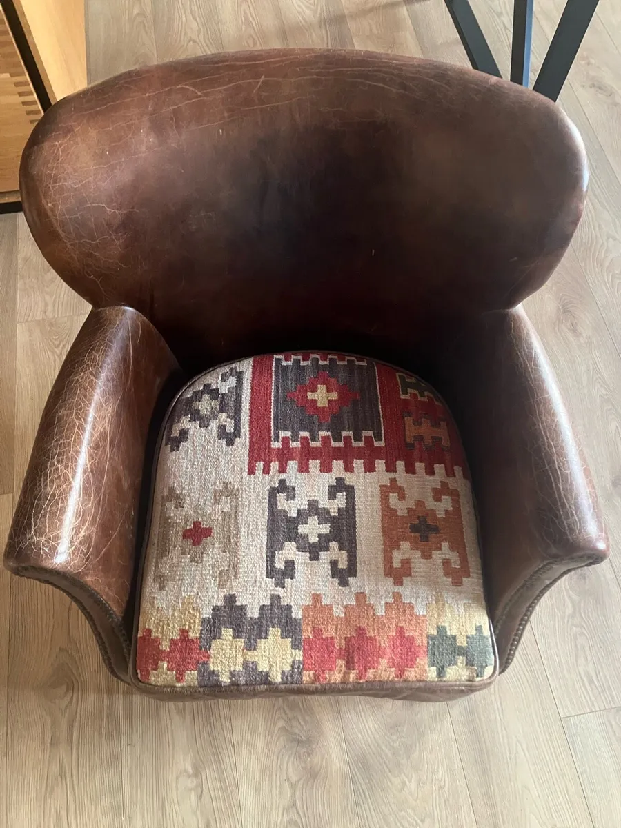 Armchair - Image 3