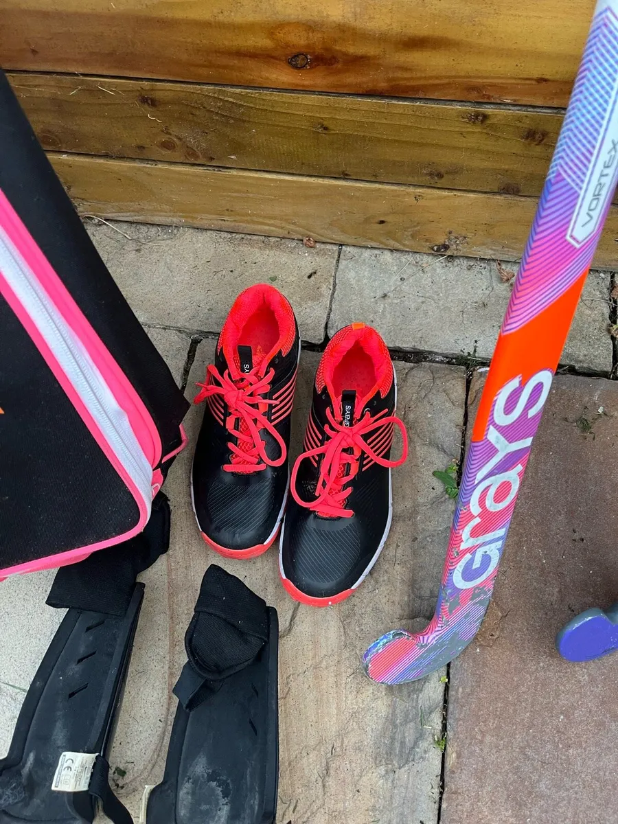 Hockey sticks , bag , shoes and shin guards - Image 2