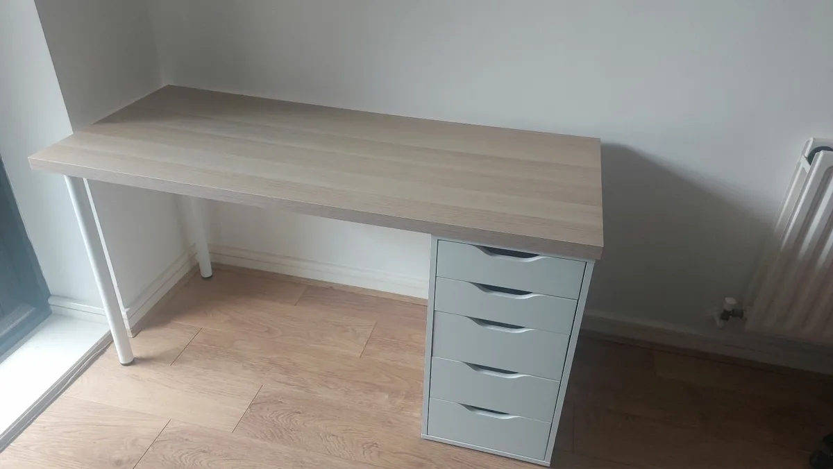 Ikea desk great condition LAGKAPTEN & ALEX - Image 3