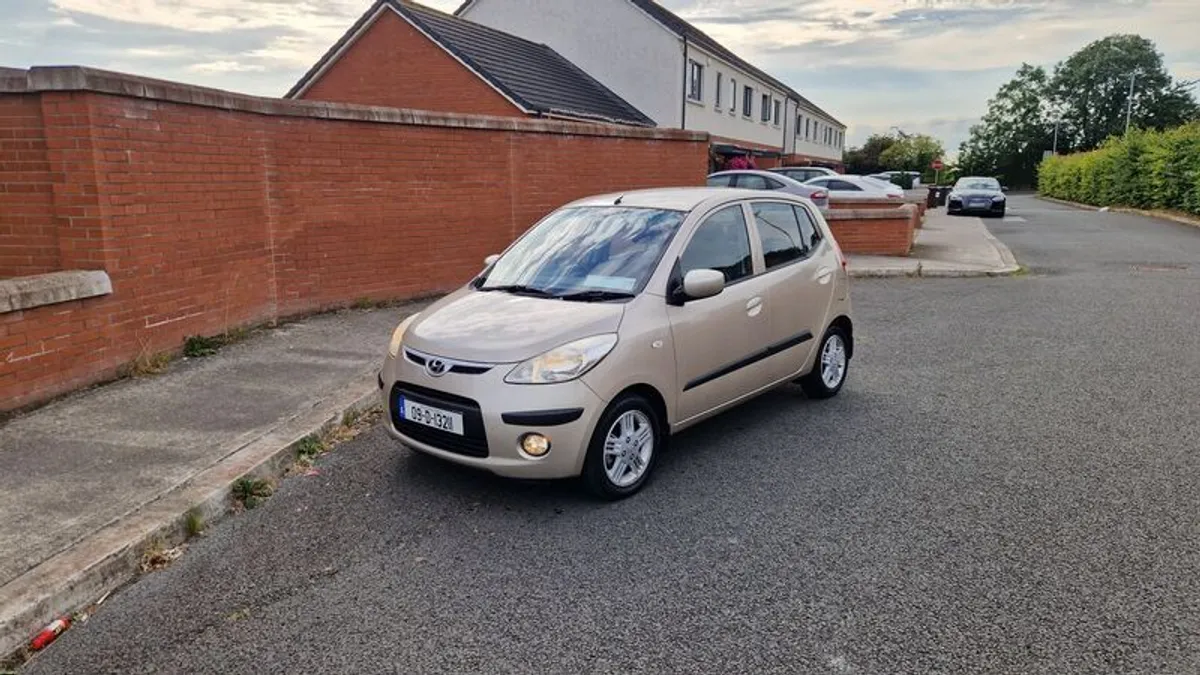 09 Hyundai I10 1.2 petrol Tax and nct - Image 2