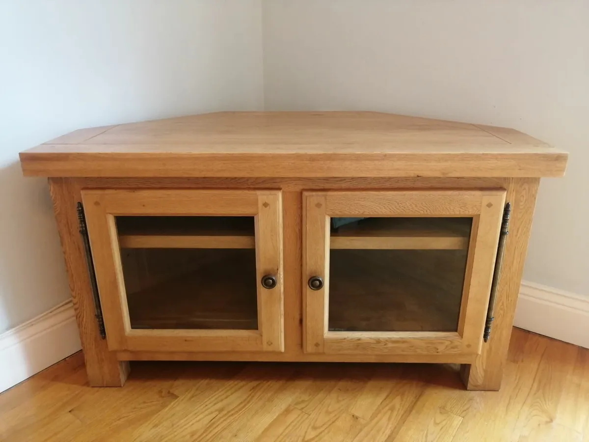 TV Corner Unit - Image 1