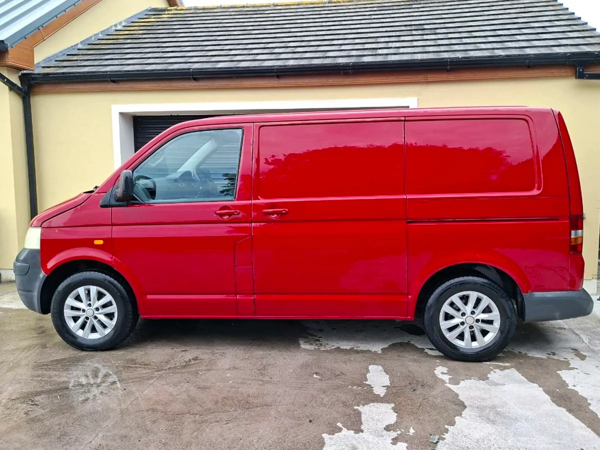 2004 Volkswagen Transporter 1.9 TDI  T5 - Image 2