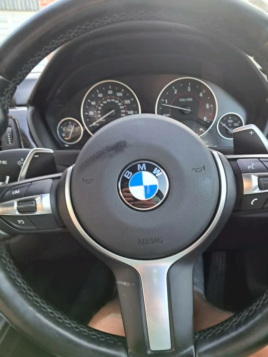 BMW - Image 2