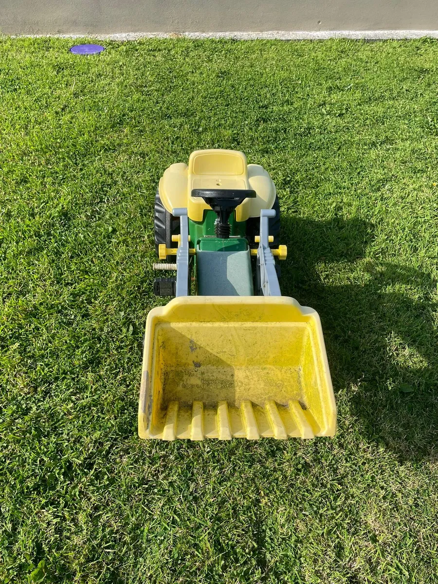 Toy tractor - Image 2