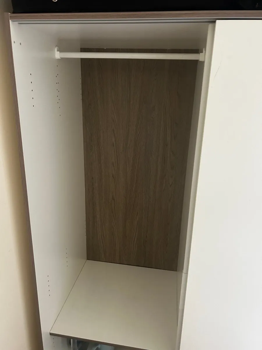 Wardrobe - Image 4