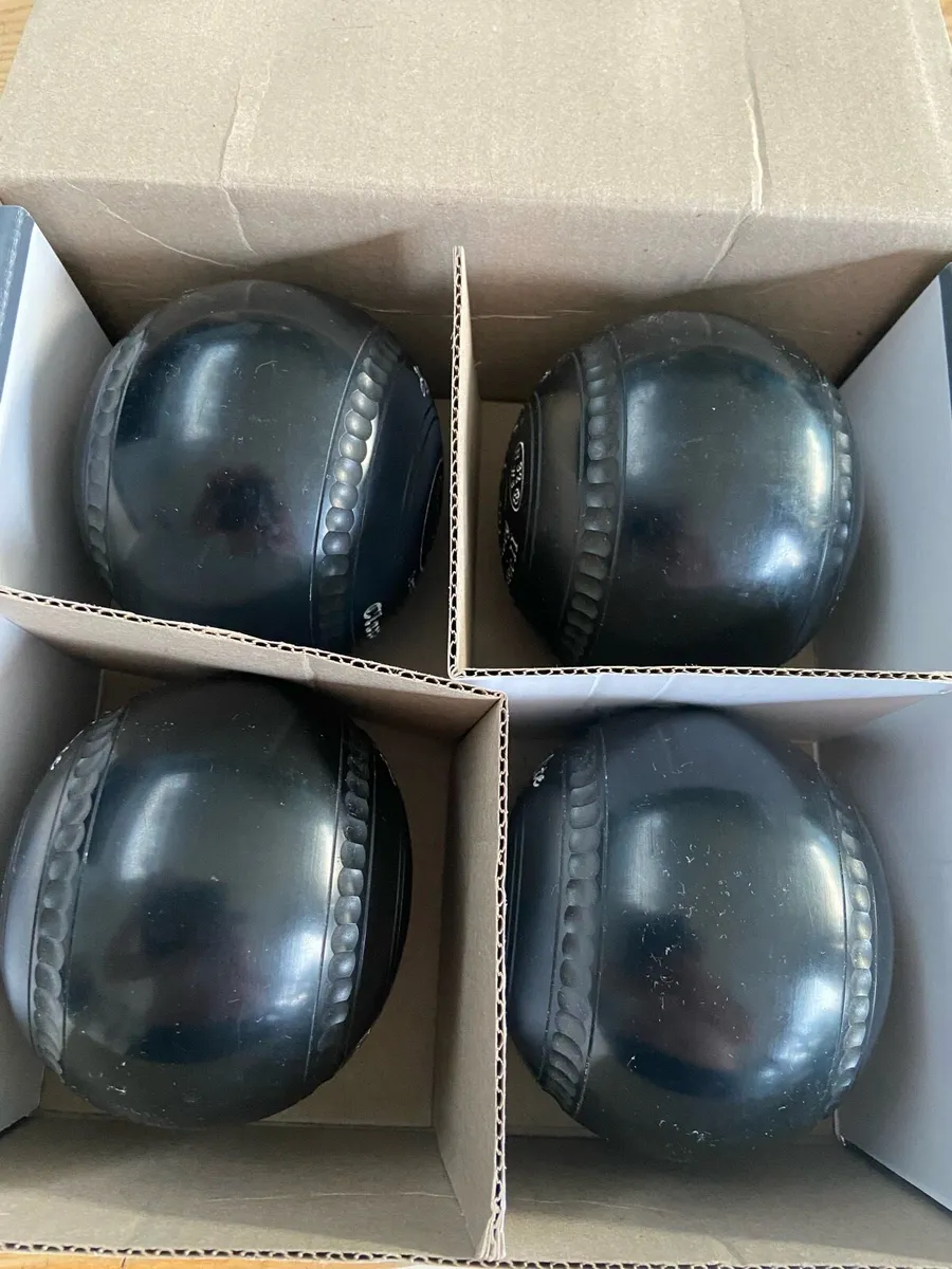 Lawn bowls - Image 3