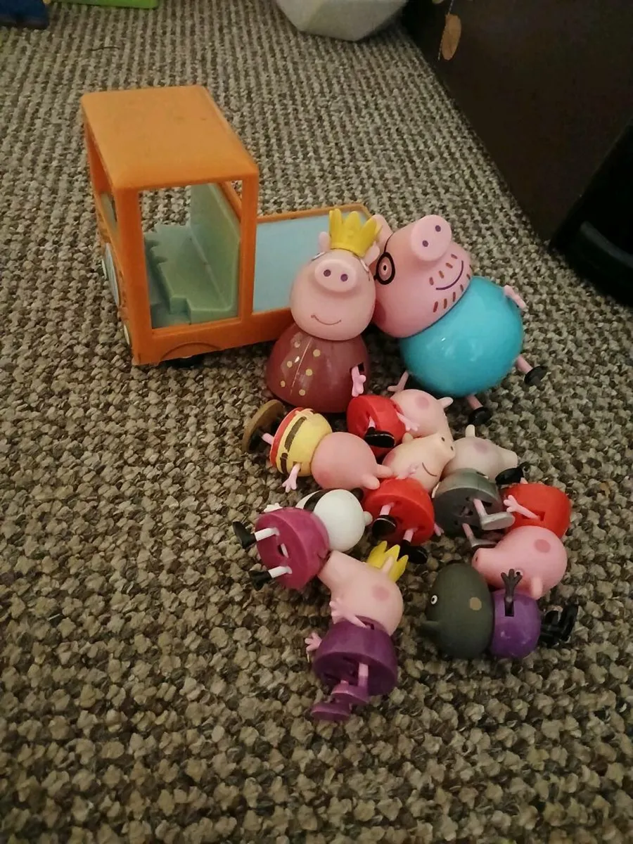 Toys - Image 3