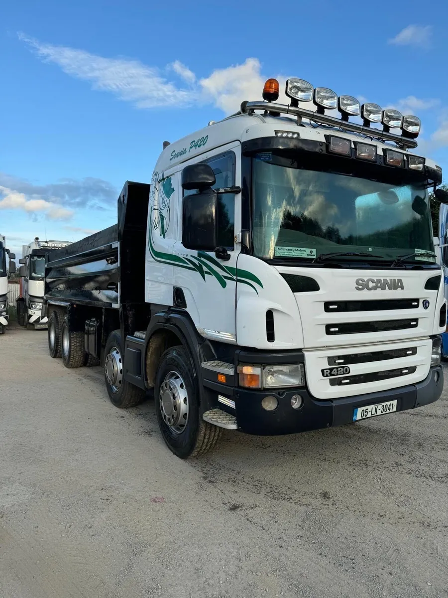 Scania P420 tipper - Image 1