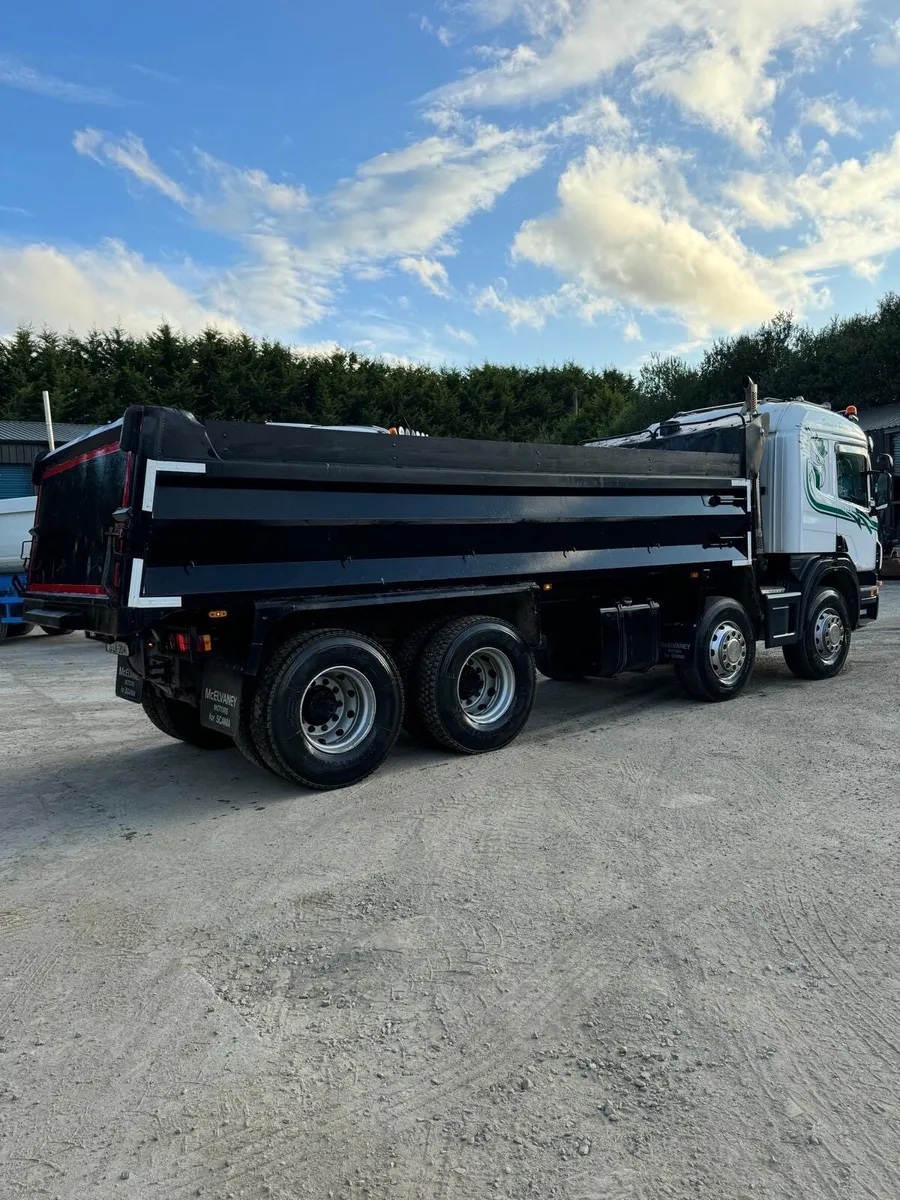 Scania P420 tipper - Image 3