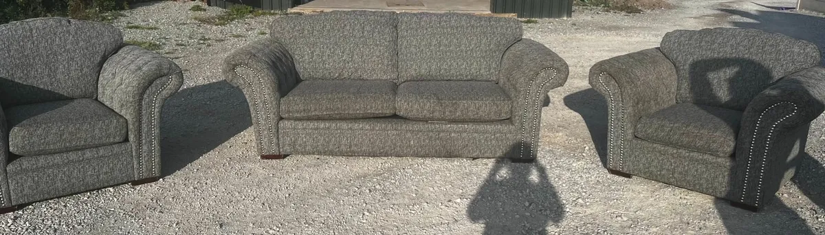 Couch - Image 1