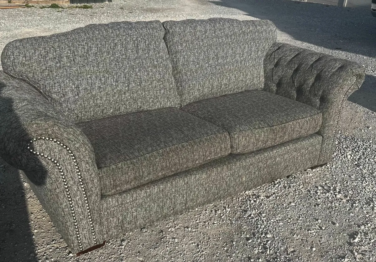 Couch - Image 3
