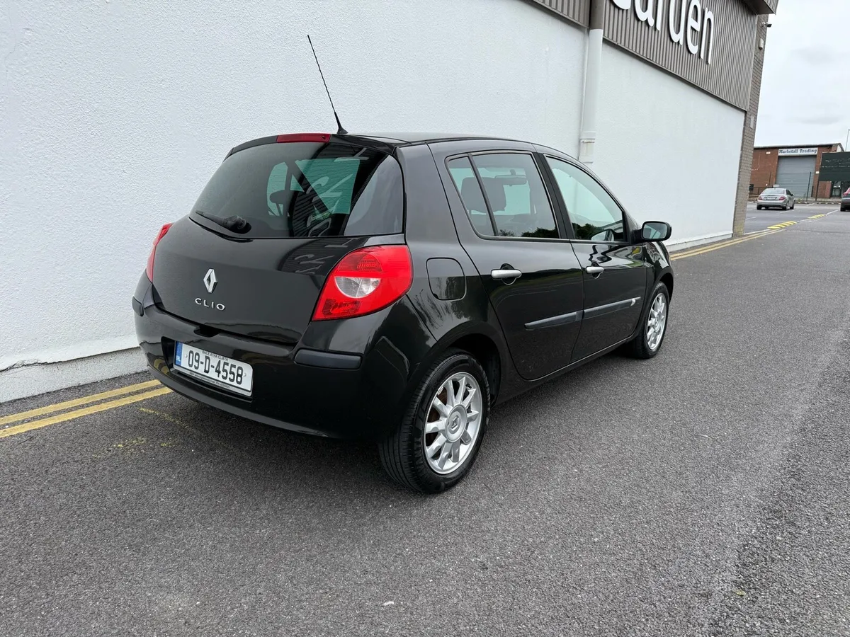 2009 Renault Clio ✅ Very low KMs - Image 3