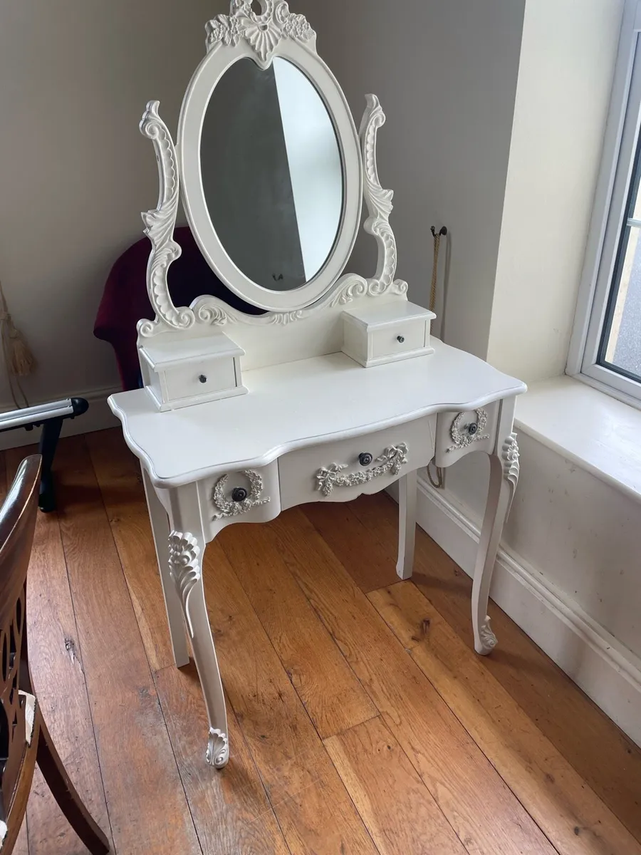 Vanity Unit Desk - Image 1