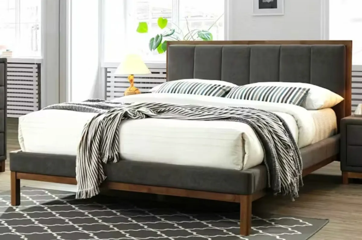Super King Size Mattress and Bed Frame - 6tf - Image 1