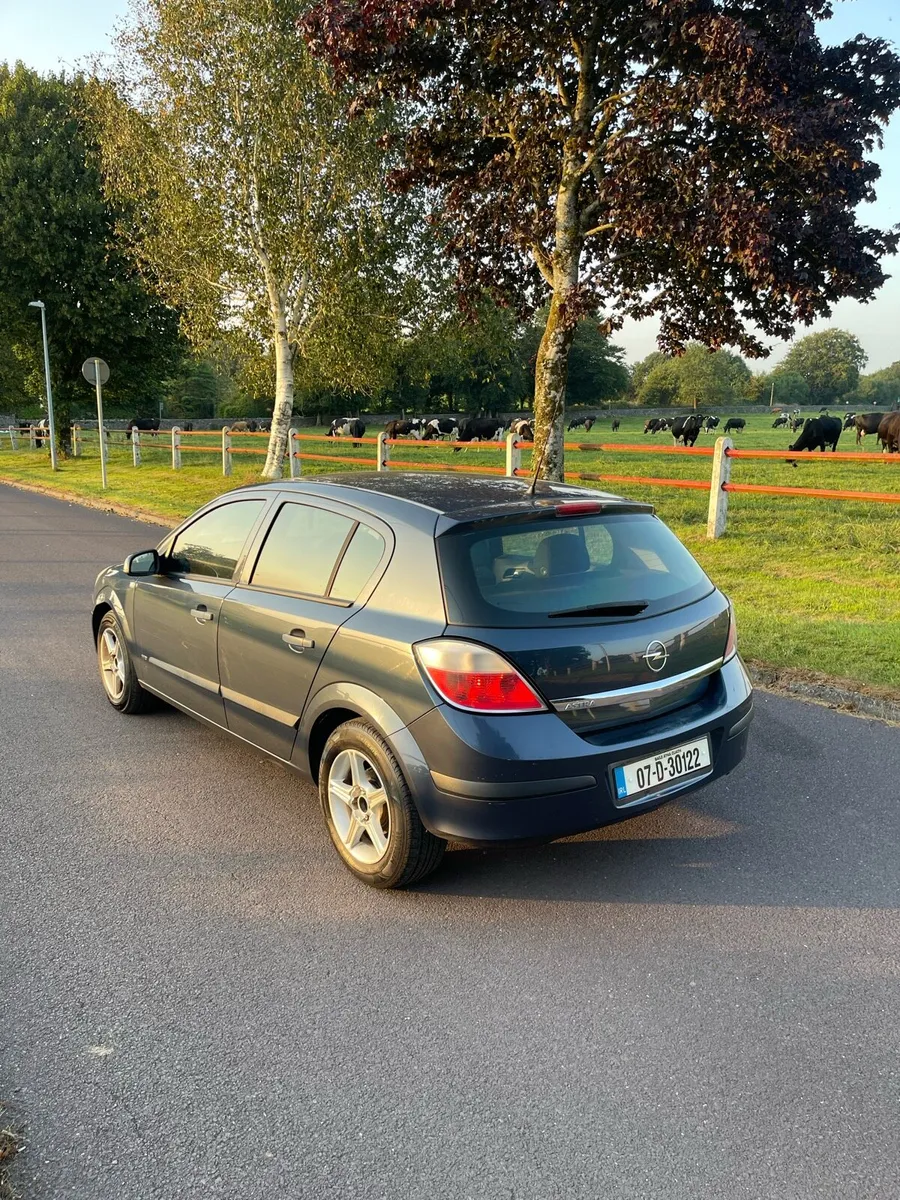 Opel astra *Tax and Nct* - Image 3