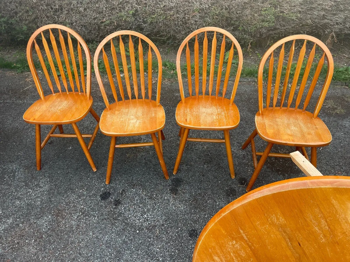 Oak table + 4 chairs - Image 2
