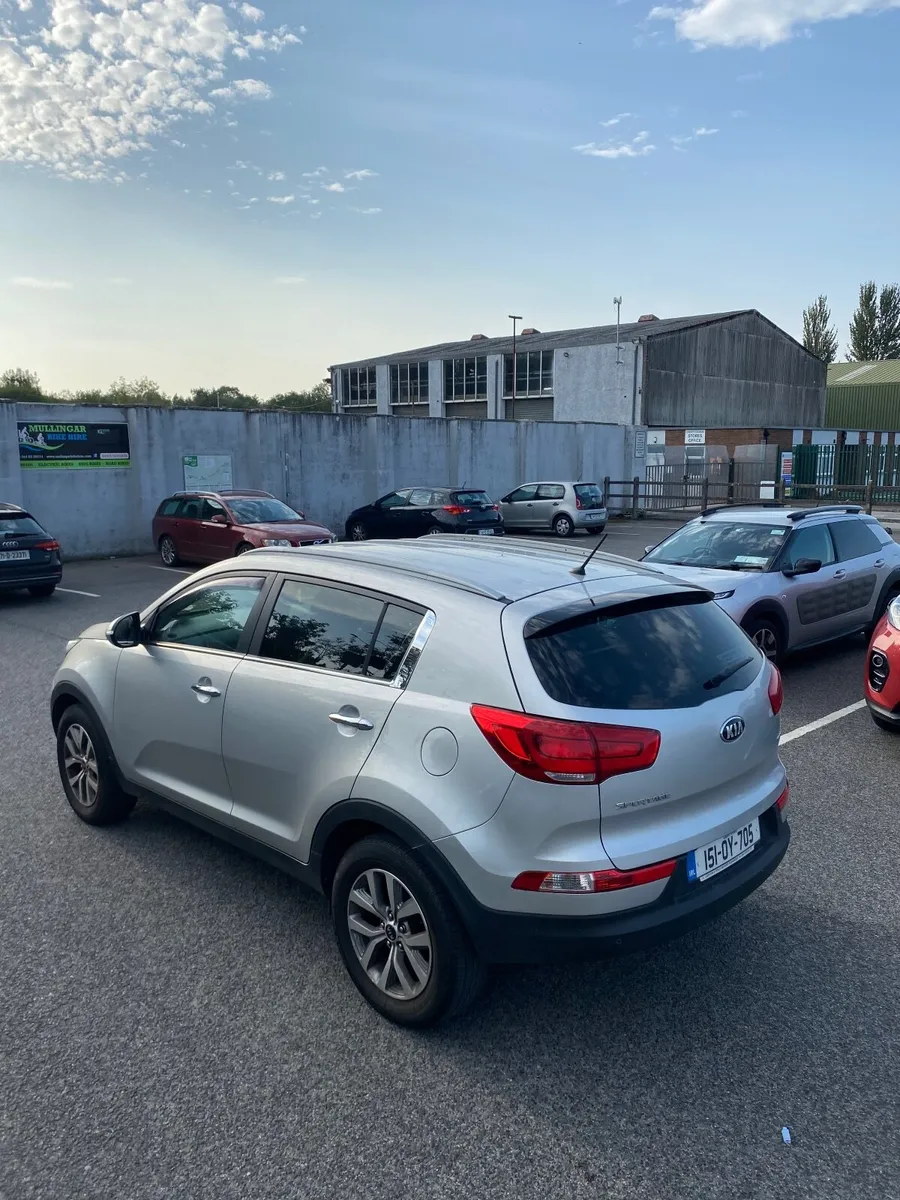 6800EURO Kia Sportage with reversing camera & more - Image 2