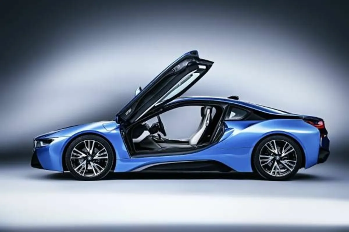 WANTED BMW i8
