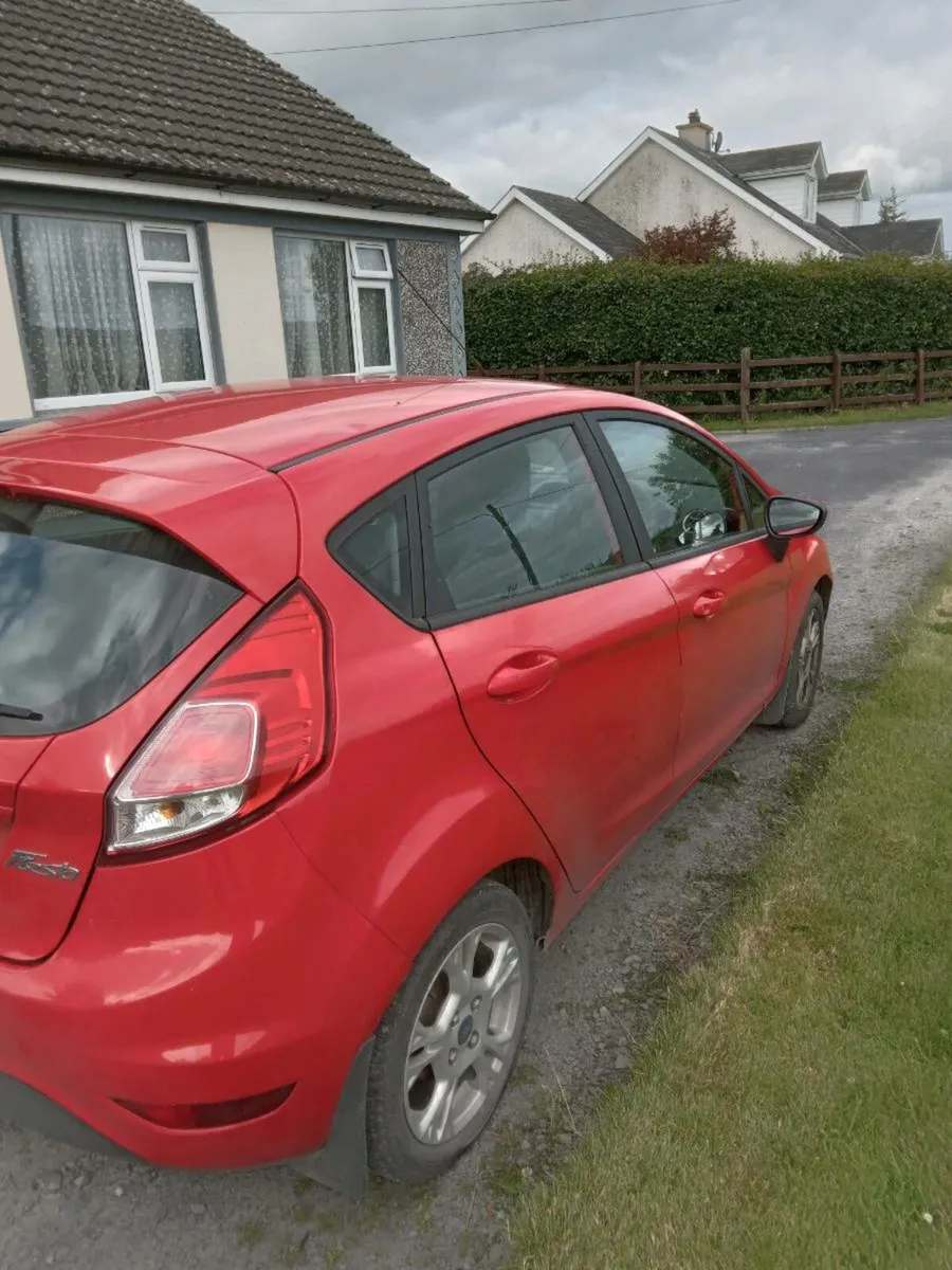 2015 Ford Fiesta for sale - Image 2