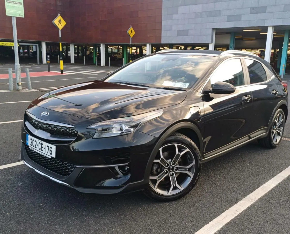 Kia XCeed 1.6 Phev Petrol/Plug-In Hybrid - Image 2