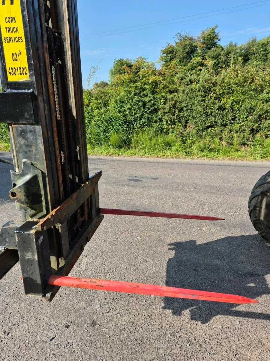 Forklift mast - Image 2