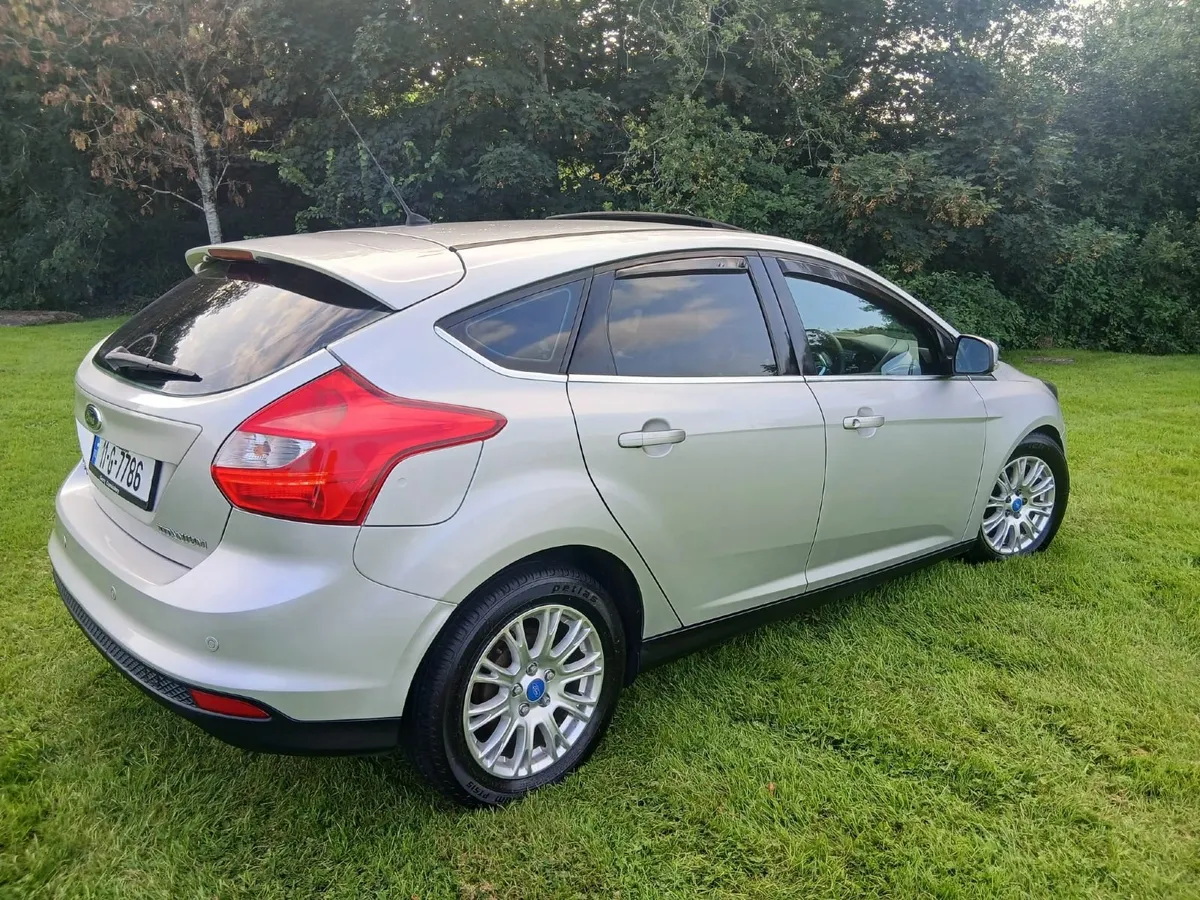 2011  Ford Focus 👉 New Nct 👈 TItanium - Image 4