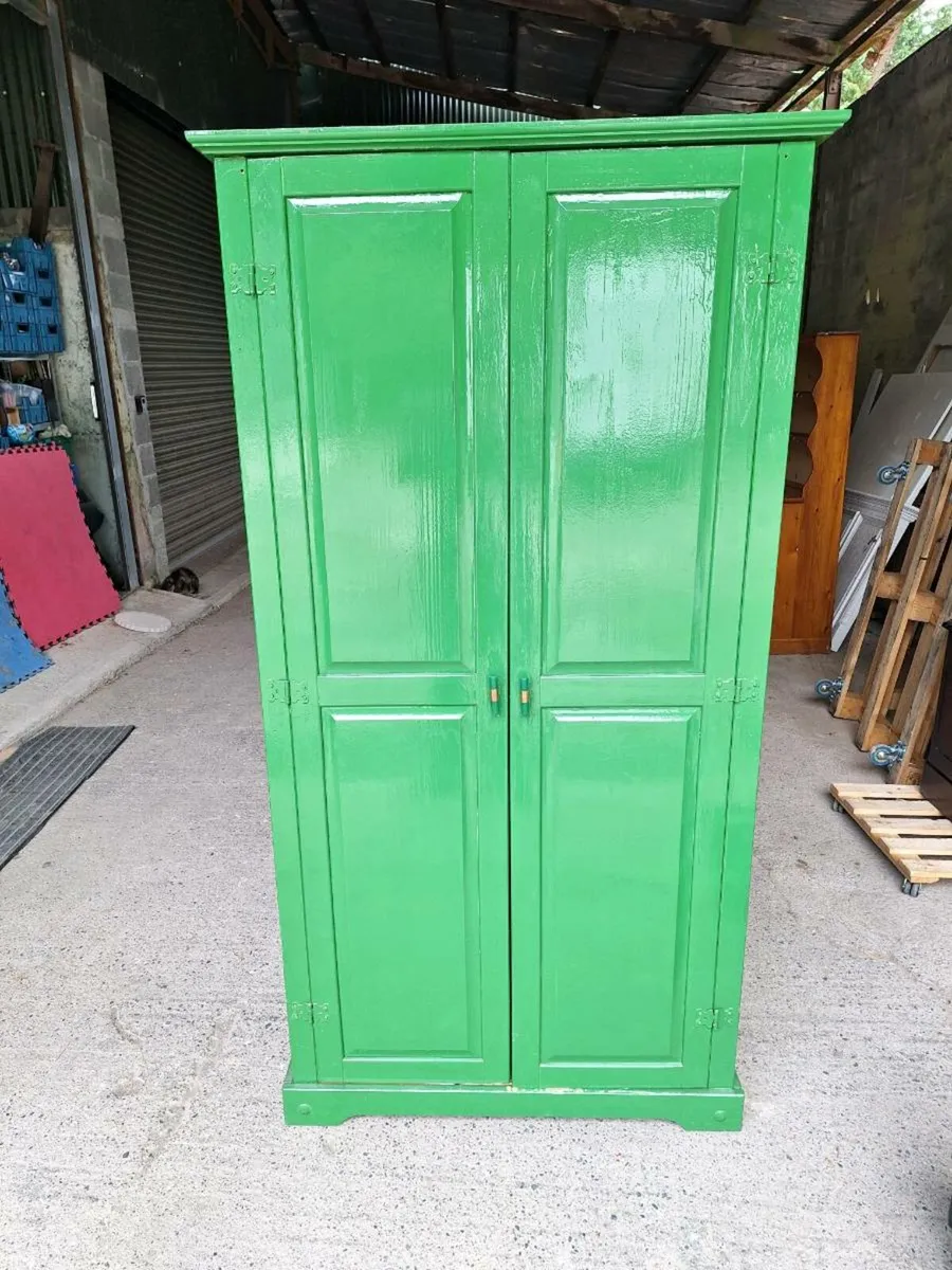Painted green, Mexican pine wardrobe (DELIVERY) - Image 1