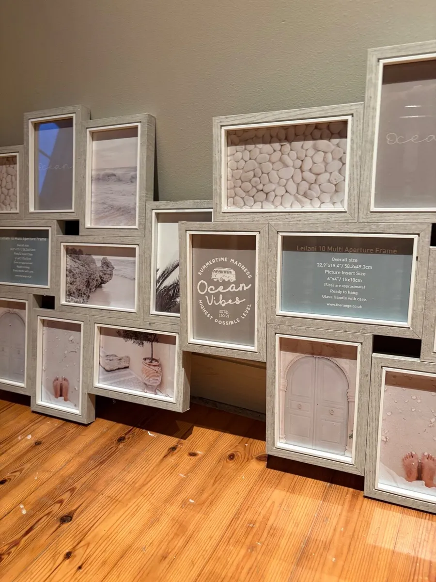 Picture frame - Image 2