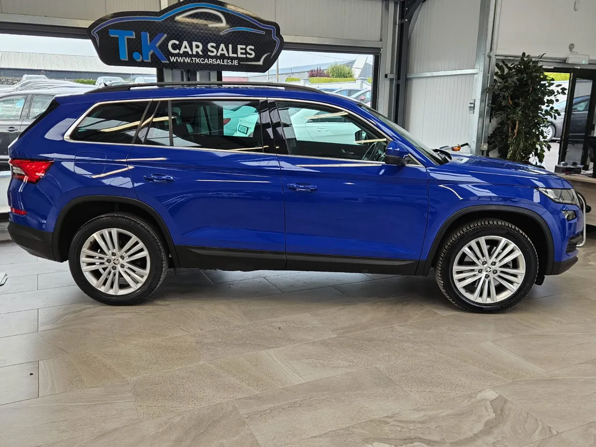 211 SKODA KODIAQ STYLE - Image 4