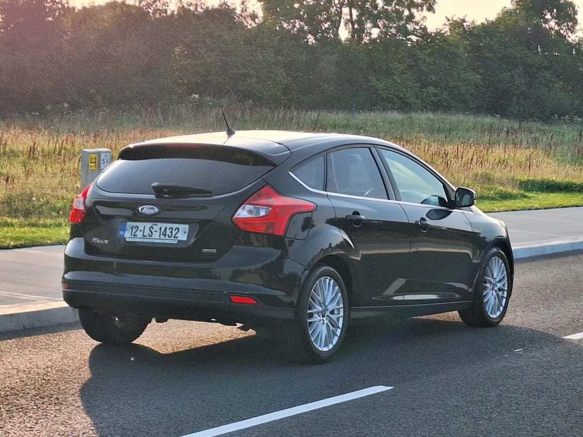 FORD FOCUS 1.6Diesel Zetec. - Image 4