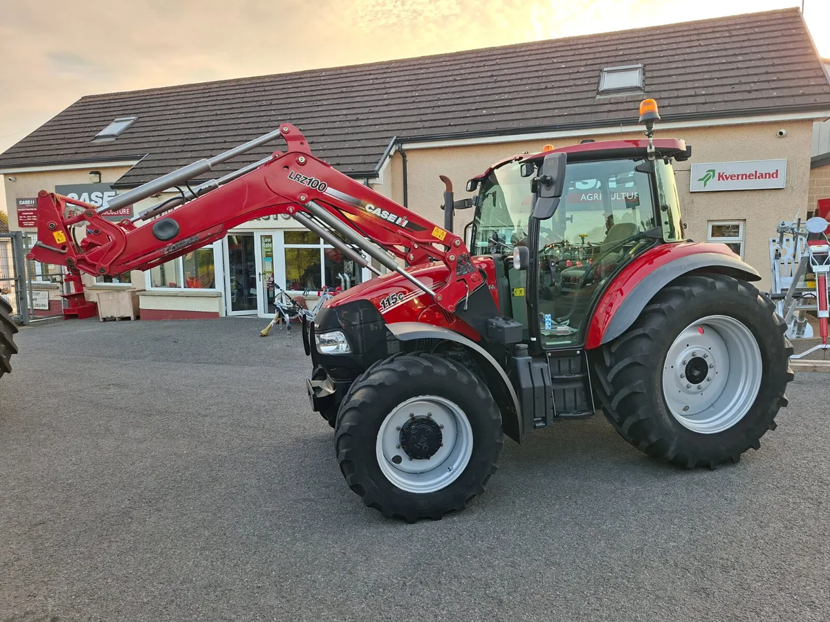 CASE FARMALL 115C & LOADER - Image 2