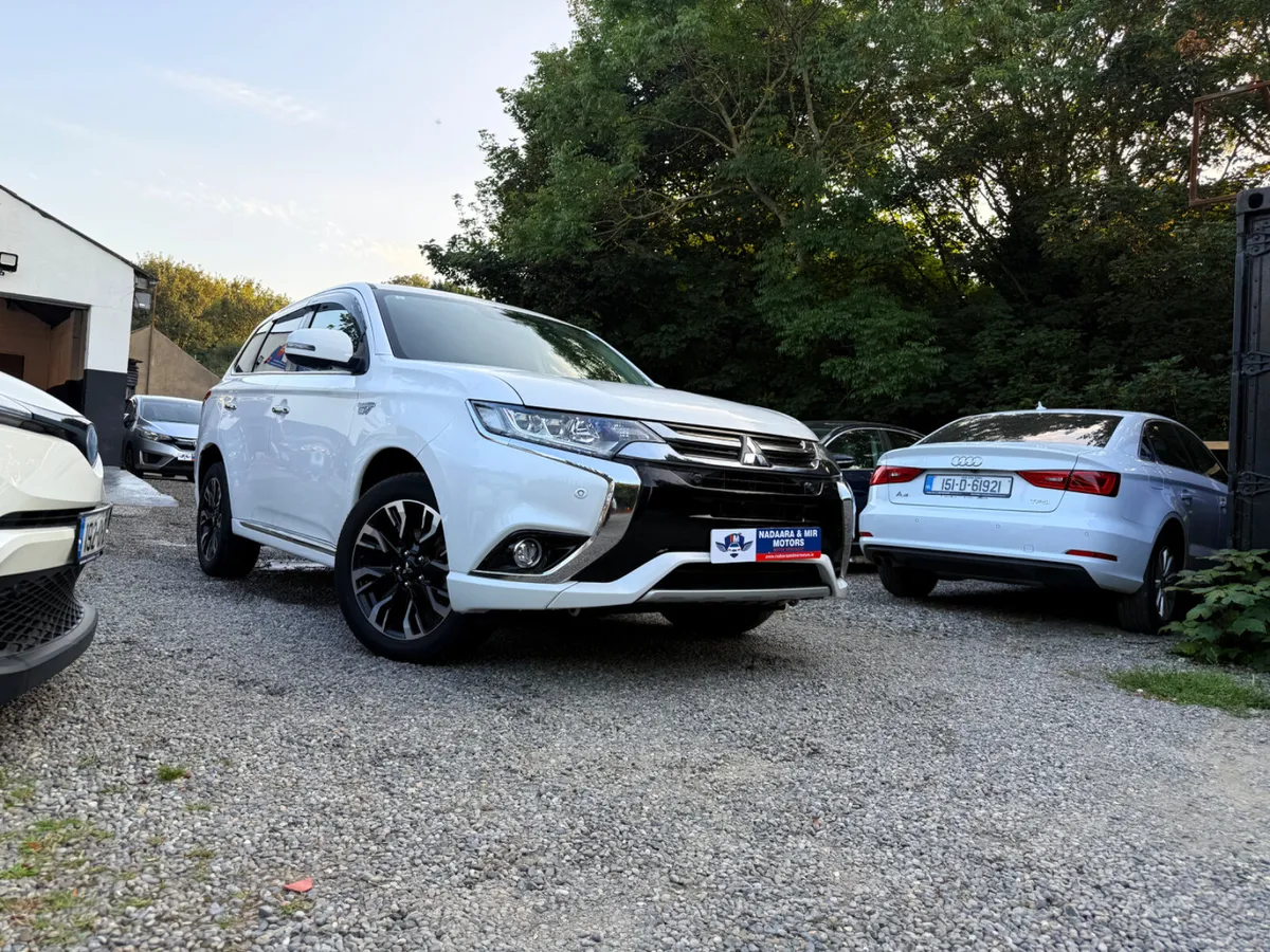 2017 Mitsubishi Outlander PHEV 200BHP - Image 2