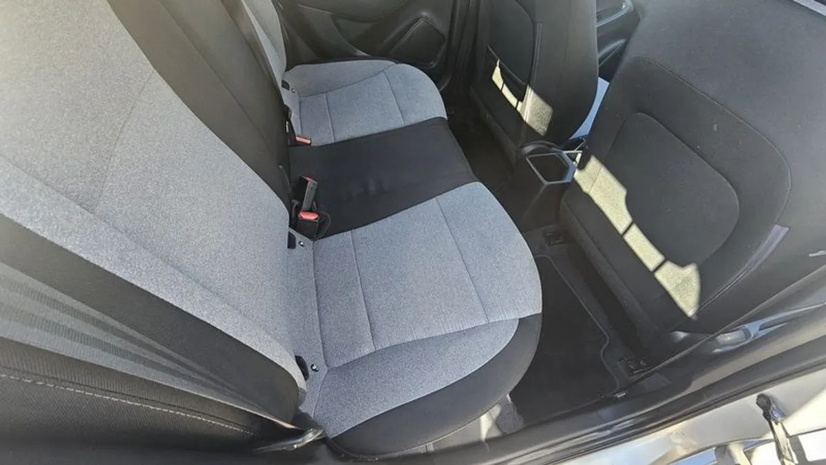 2015 Hyundai I20 Automatic with Brand New NCT for 2 Years - Image 4