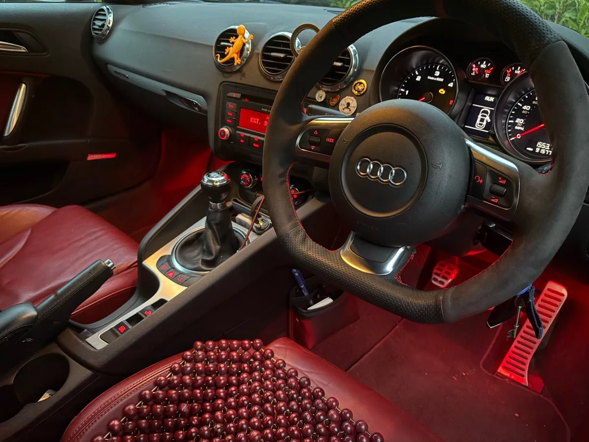 Audi TT Convertible - Image 2
