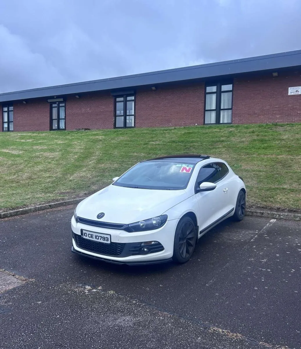 Volkswagen Scirocco 2010 - Image 2