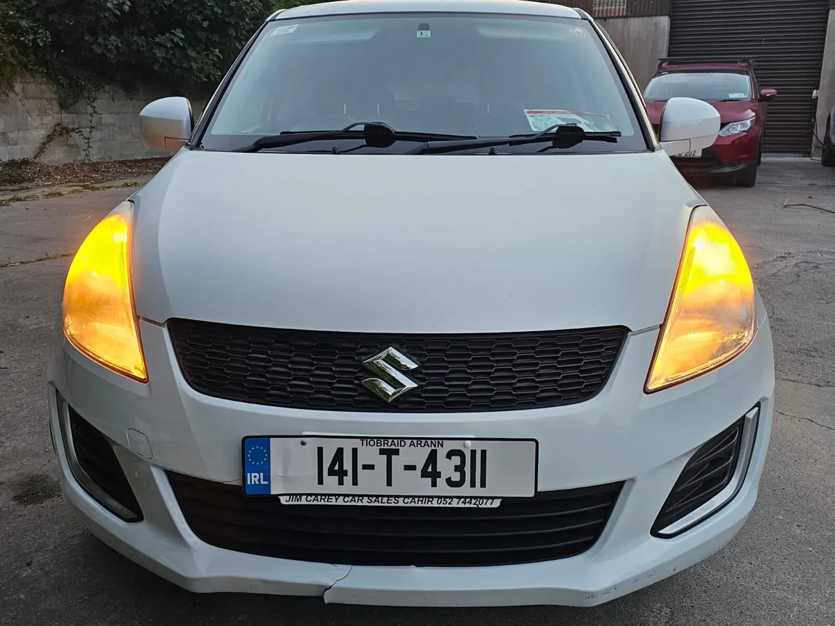2014 Suzuki swift 1.2L low miles €4900 no offers - Image 4