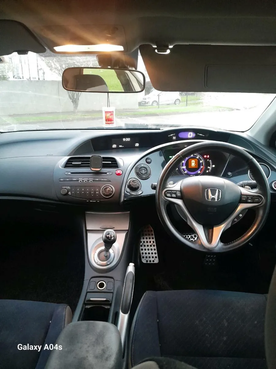 2008 Honda civic Auto - Image 3