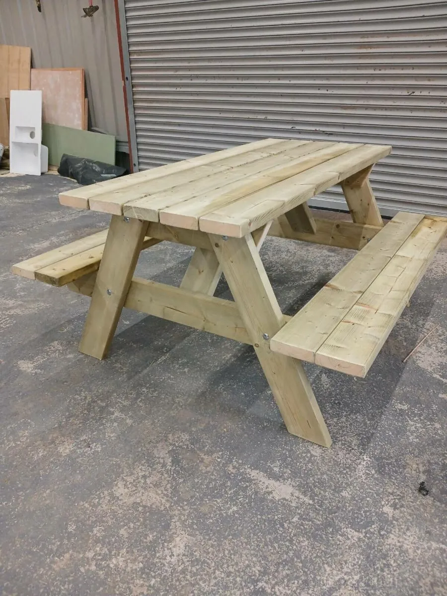 Picnic tables - Image 3